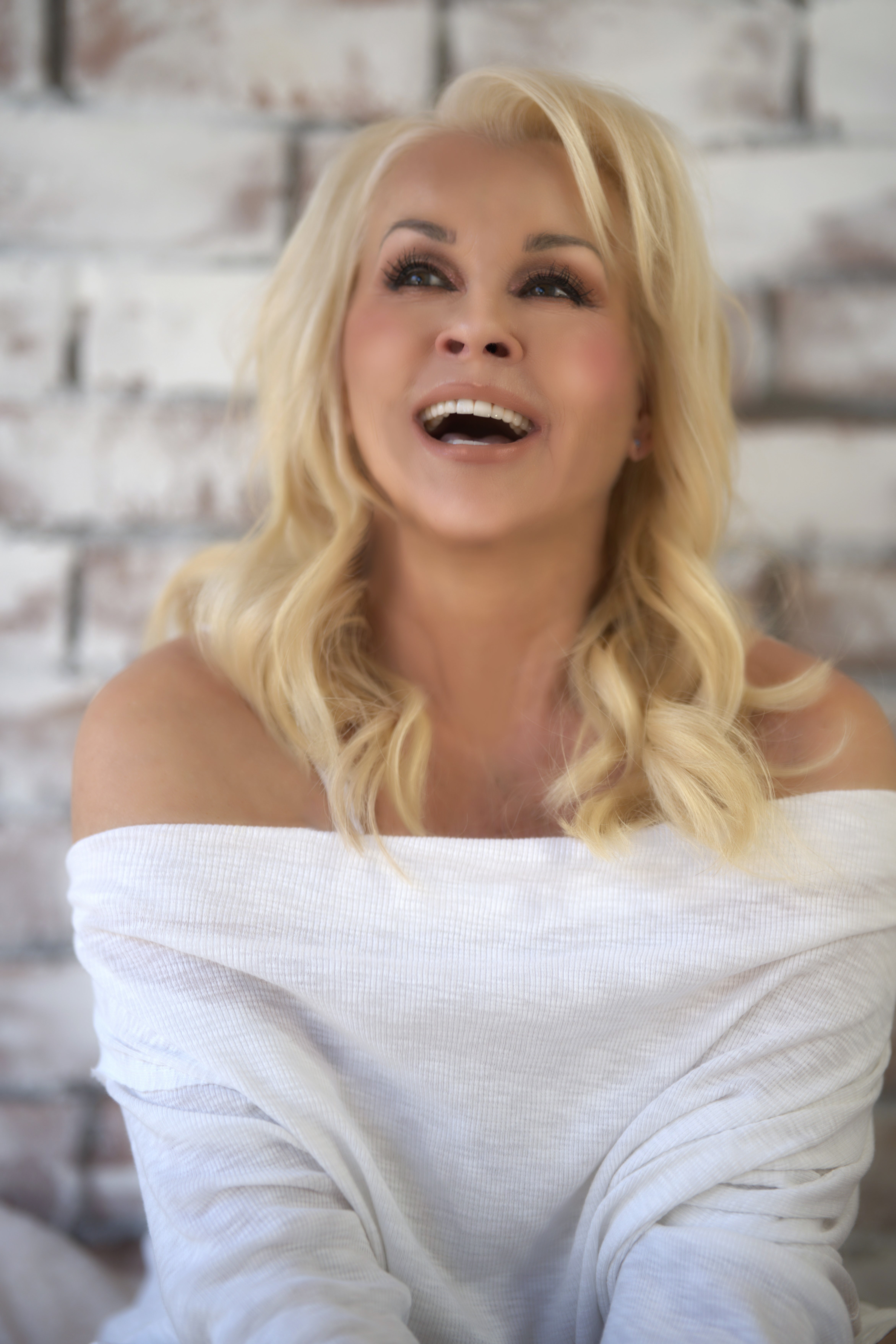 Lorrie Morgan Photo.jpg